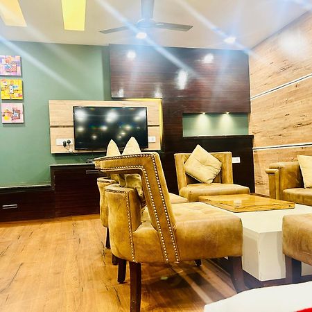 דלהי Hotel Gold Souk - Karol Bagh מראה חיצוני תמונה