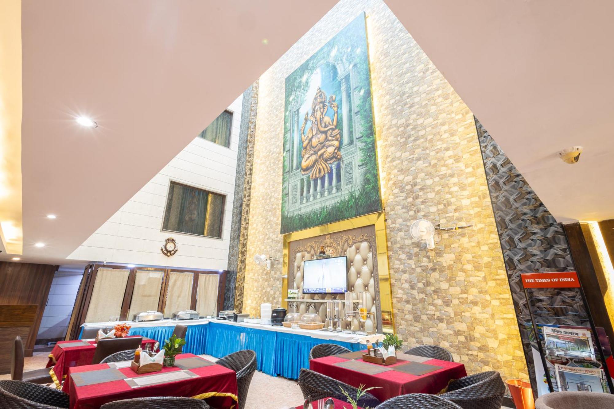דלהי Hotel Gold Souk - Karol Bagh מראה חיצוני תמונה