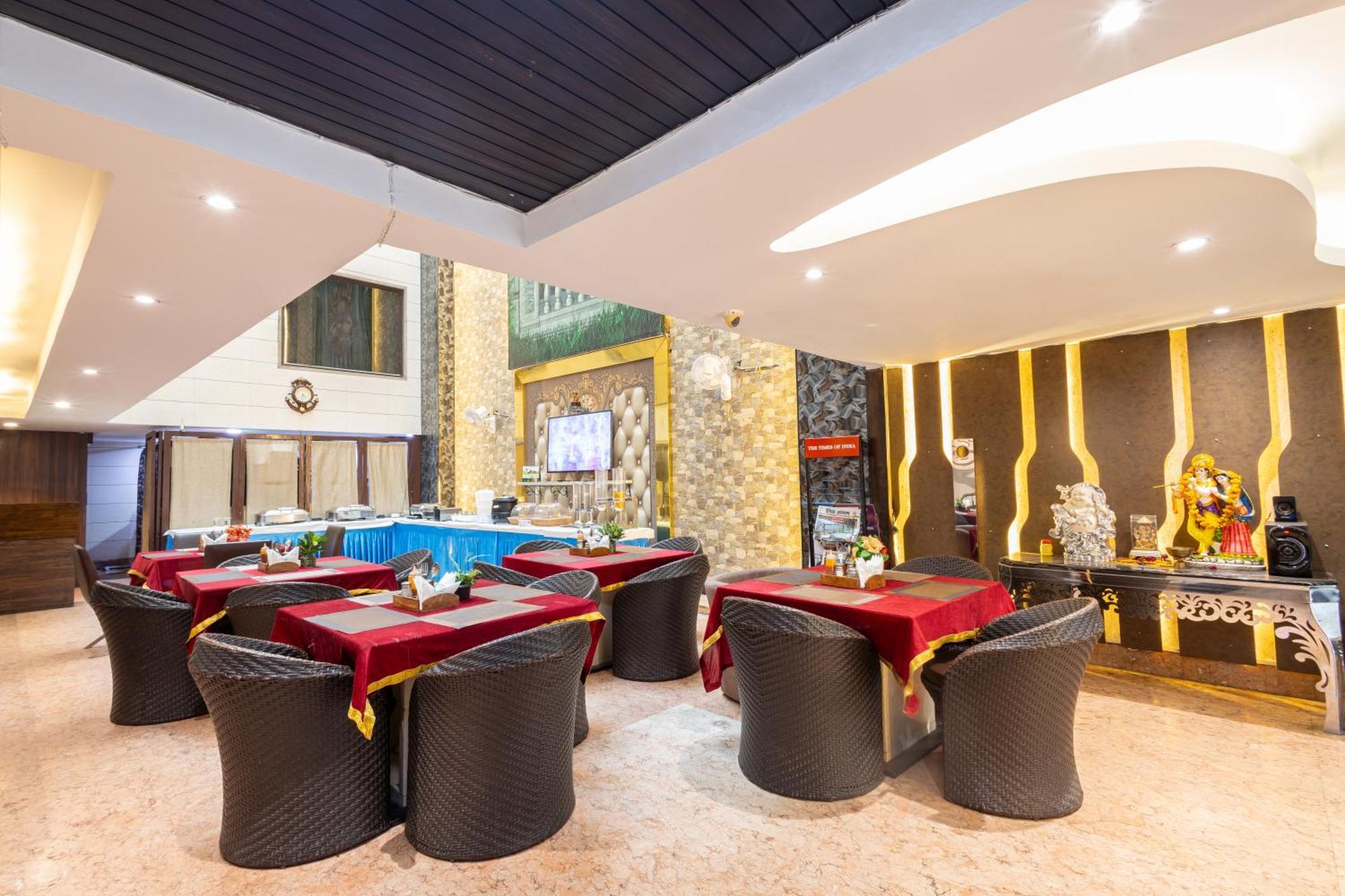 דלהי Hotel Gold Souk - Karol Bagh מראה חיצוני תמונה