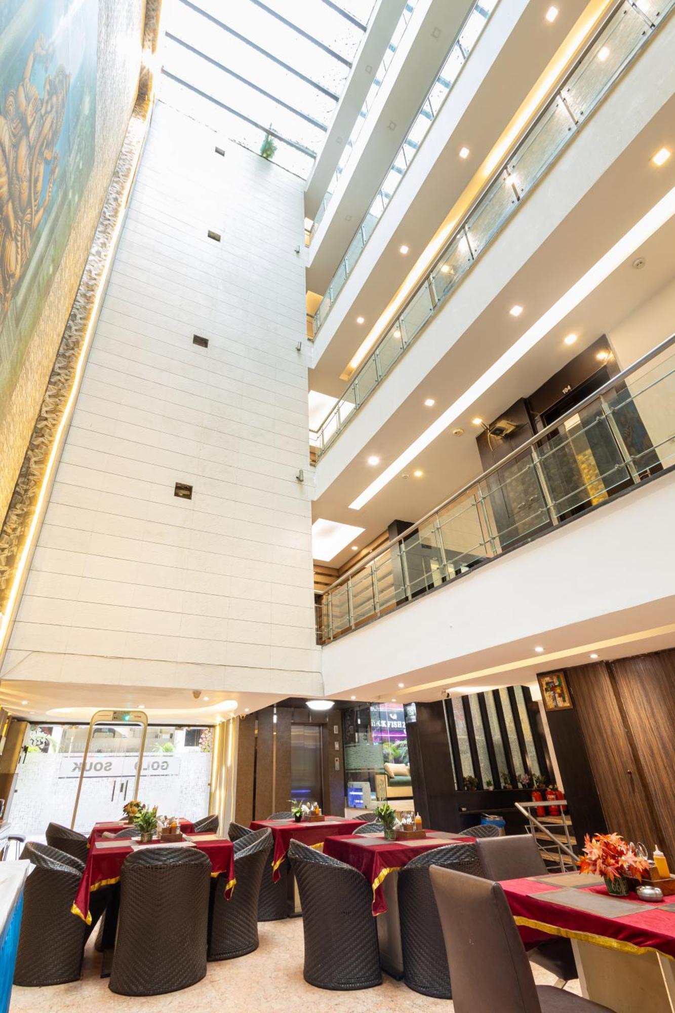 דלהי Hotel Gold Souk - Karol Bagh מראה חיצוני תמונה