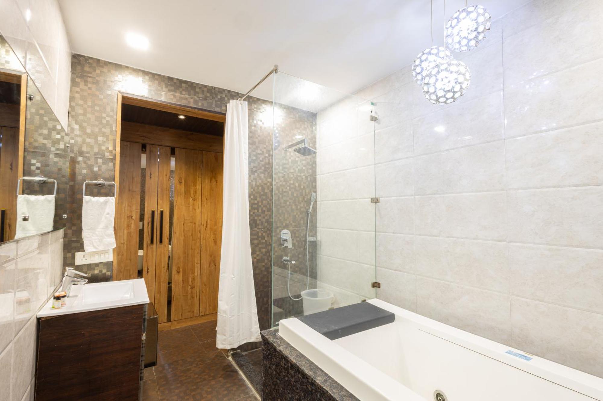 דלהי Hotel Gold Souk - Karol Bagh מראה חיצוני תמונה