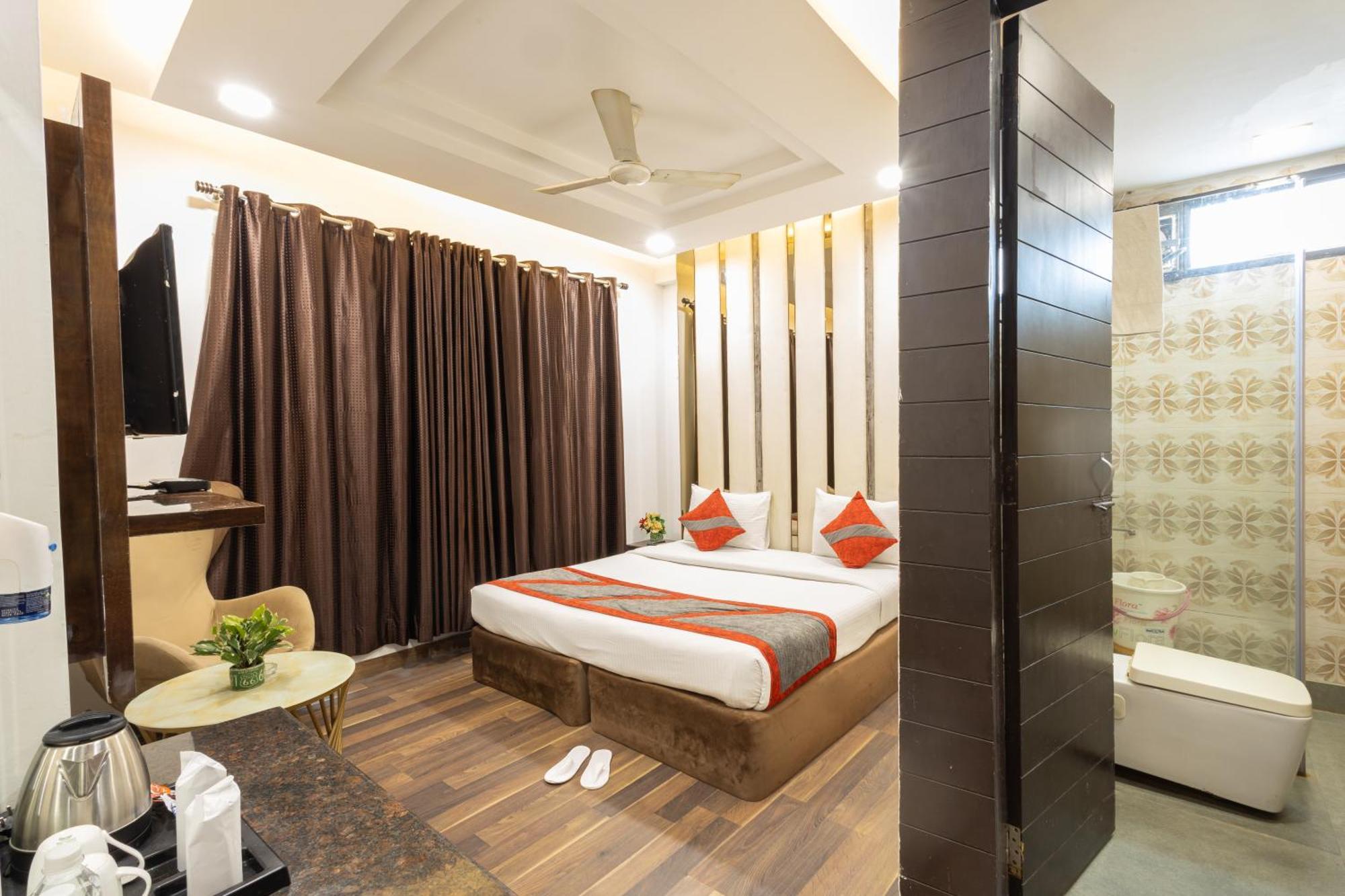 דלהי Hotel Gold Souk - Karol Bagh מראה חיצוני תמונה