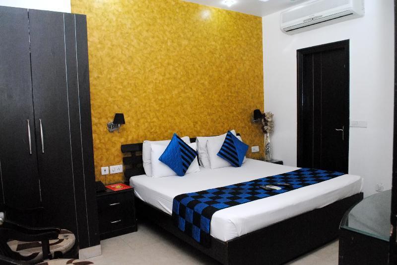 דלהי Hotel Gold Souk - Karol Bagh מראה חיצוני תמונה