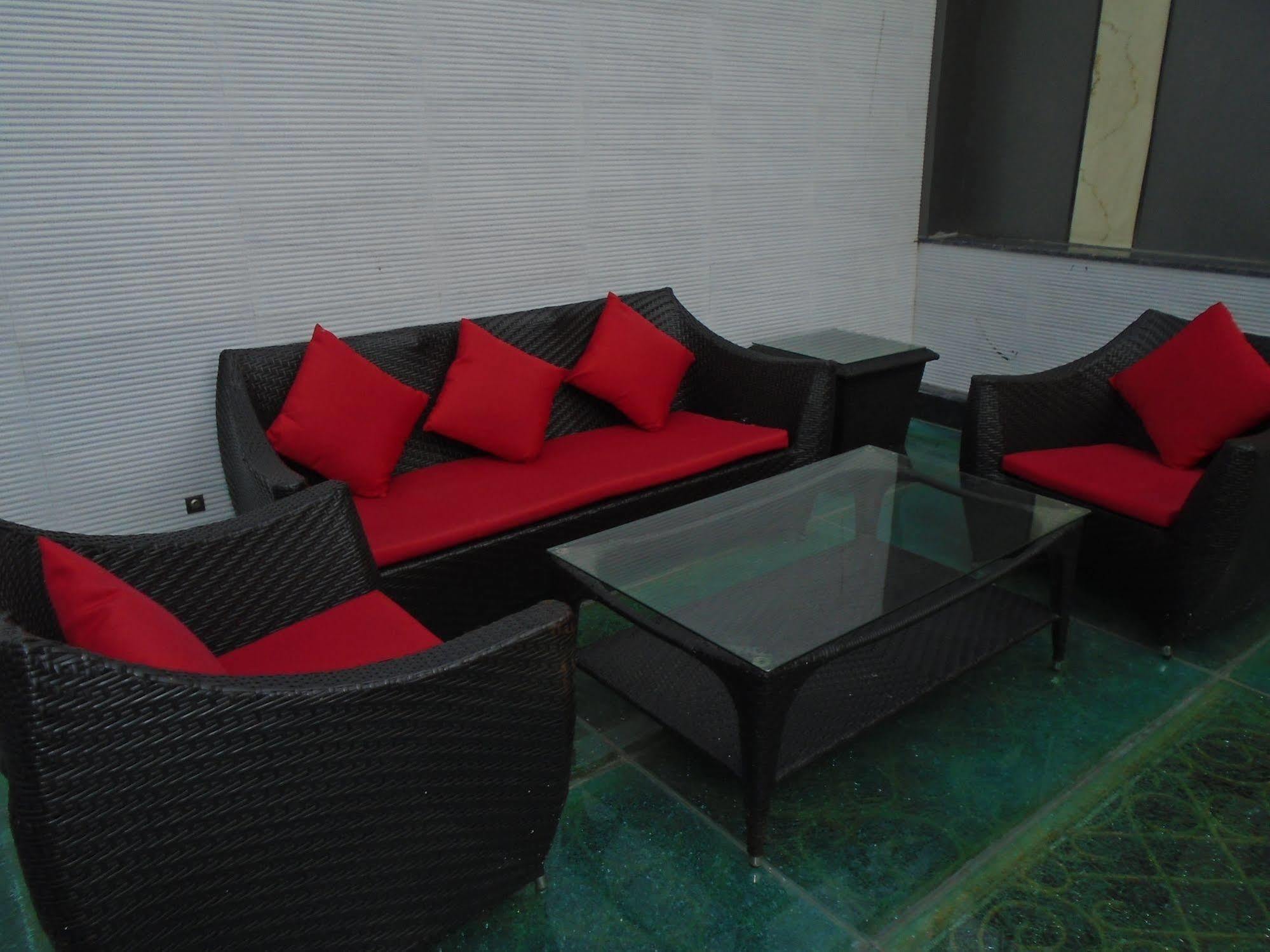 דלהי Hotel Gold Souk - Karol Bagh מראה חיצוני תמונה